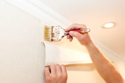 Pose de papier peint à Rillé — revêtements muraux et toiles de verre